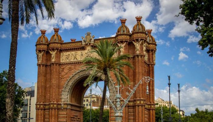 arc de triomf barcelona on a sunny day